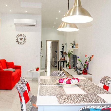 Qliving Central New Apartments Gzira Sliema Promenade Luaran gambar