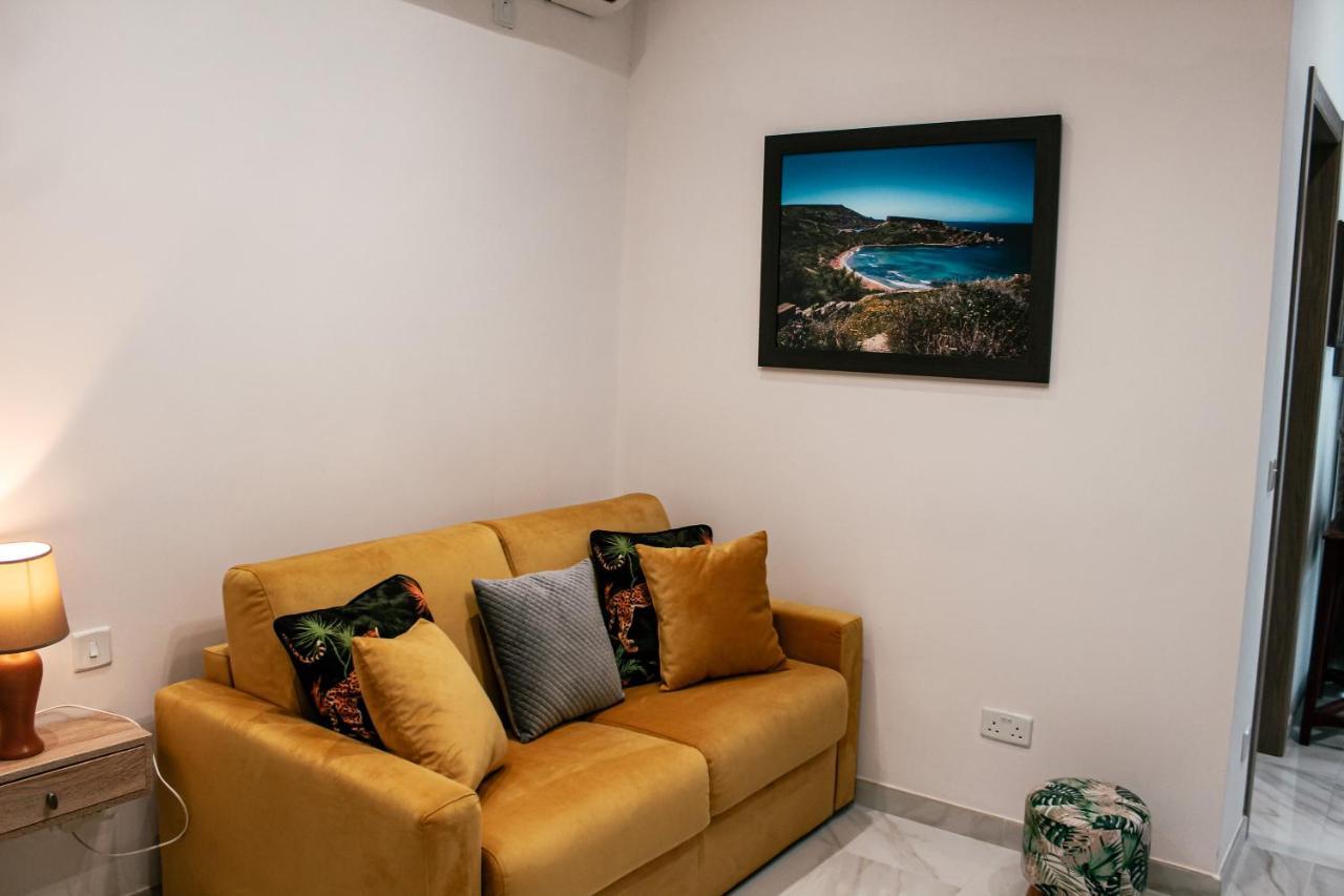 Qliving Central New Apartments Gzira Sliema Promenade Luaran gambar