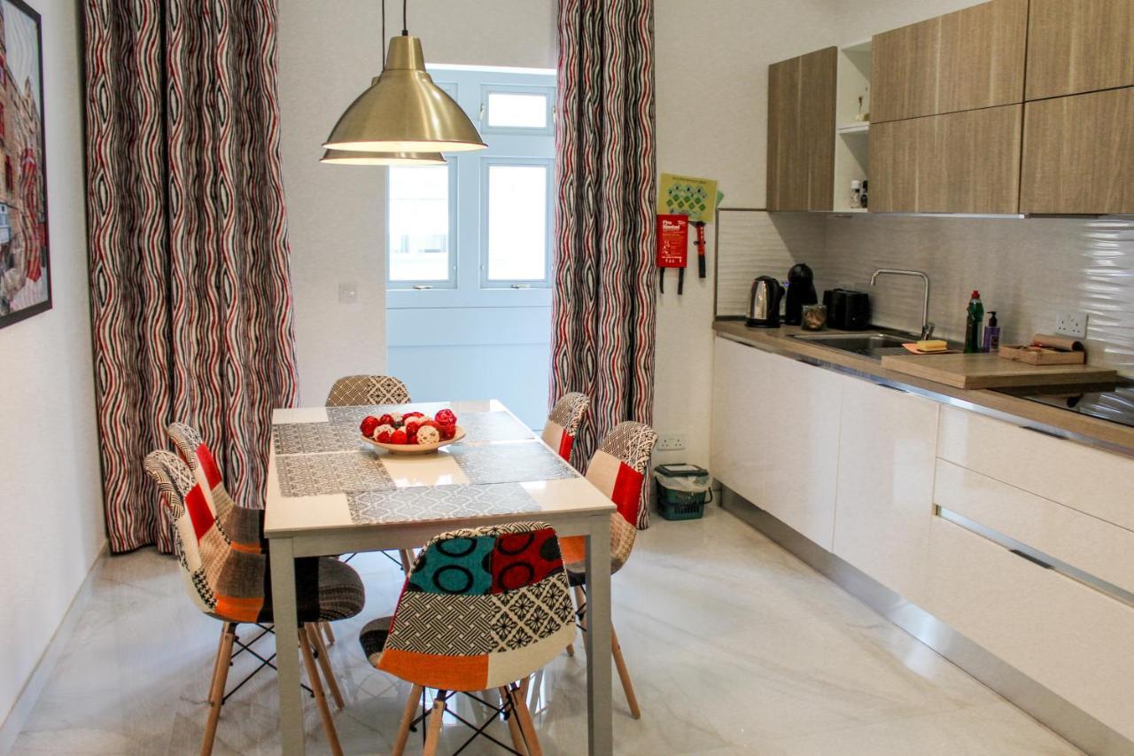 Qliving Central New Apartments Gzira Sliema Promenade Luaran gambar
